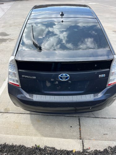 Toyota Prius 2010 sola ក្រដាសពន្ធថ្មី