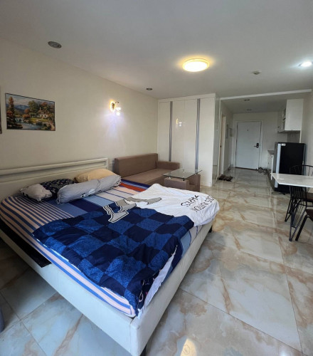 Type studio room UK 618