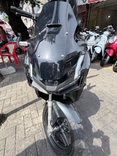 ម៉ូតូស្អាត