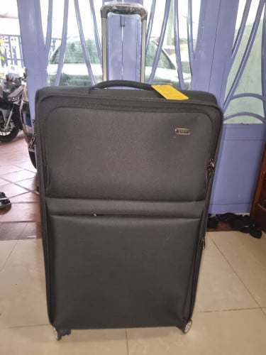 វ៉ាលីសំរាប់ធ្វើដំណើរ