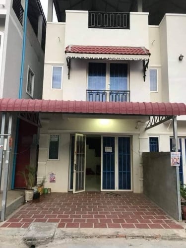 ផ្ទះ​លក់​ជិត​ព្រលាន​យន្តហោះ​អន្តរជាតិ​ភ្នំពេញ​