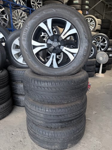 ឡានយ៉ាន់