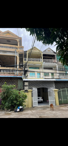 ផ្ទះលក់ក្បែស្តុប24ម៉ោងផ្លូវហាន់ណូយផ្លូវវាងស្តុបបឹងបៃតងទៅស្តុបសំរោងអណ្តែតបត់ចូលពីផ្លូវធុំហ៊ានណយ100ម