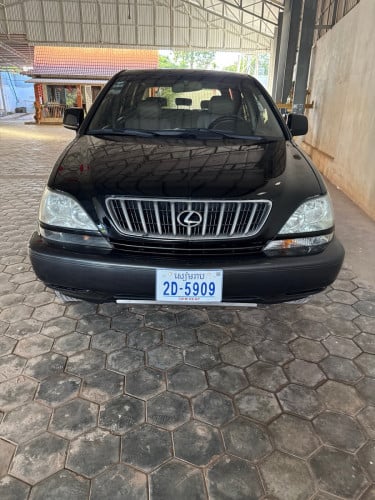 ឡានលក់ 2RX300 /99 ប៉ុង1