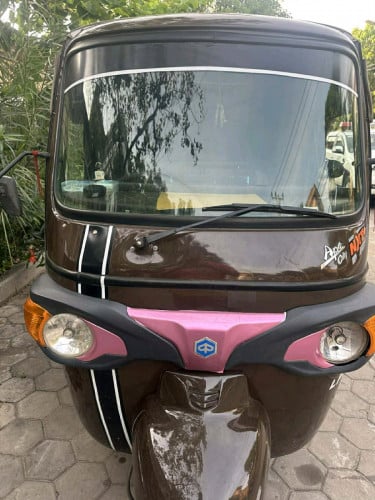 កង់បីItaly piagioលក់