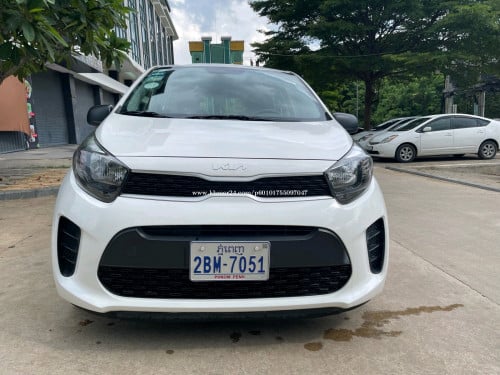 - KIA picanto ឆ្នាំ2022-  ពណ៍ស​ ខ្លាញ់គោ​ បកកេះស្រុកខ្មែរល្អប្រេីណាស់សុីសាំងតិចលក់ជូនតម្លៃធូ