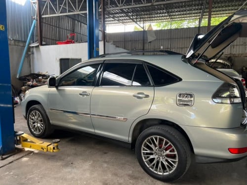 លក់ដូរសេរី RX400H ប៉ុង2 half full