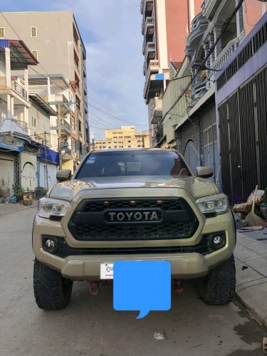 លក់ឡានម៉ាក Toyota Tacoma 2016