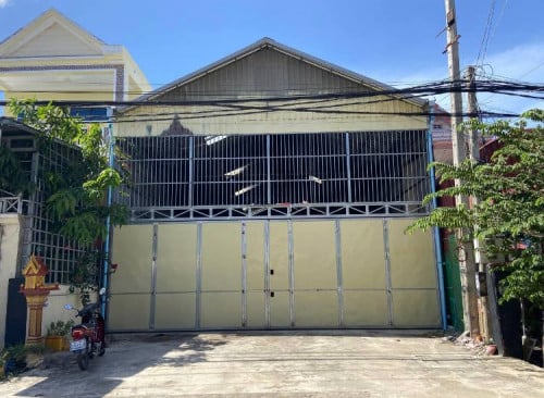 🔰ឃ្លាំងអាជីវកម្មសំរាប់ជួលនៅផ្លូវច្បាអំពៅ។