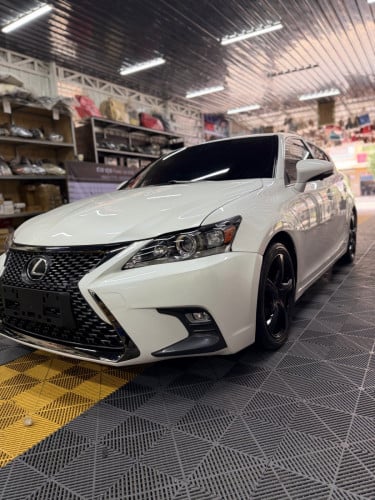 🗣️Leuxs #ct200h 2011 ឡើងកាង2015 19000$🗣️