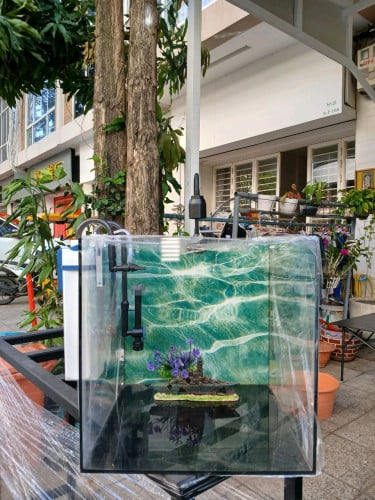 1ឈុតដូចក្នុងរូប ៖ (ទូ , ចម្រោះល្អ, អំពូល និង គ្រឿង ដេក័រ)