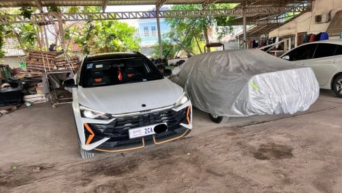 19000 $ ចរចារ តិចតួចពណ៍សរម្ចាស់ថ្នមណាស់ដូចថ្មី  ម់ាក ដុងហ្វុង 36000 Km 069-861136