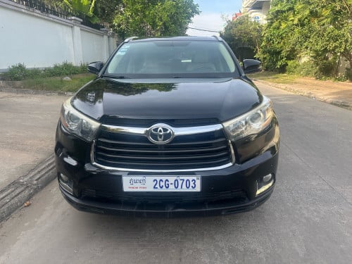 2015年丰田汉兰达2.0T汽油