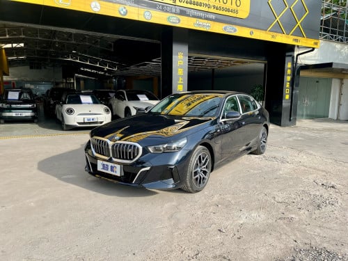 BMW I5 2025 e-Drive40L M-Sport Range 713KM full option