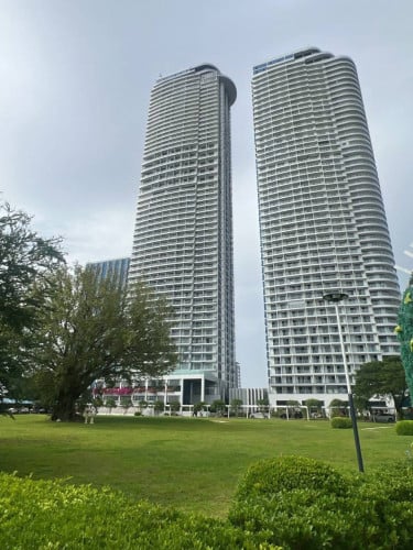 Condo for rent 公寓出租