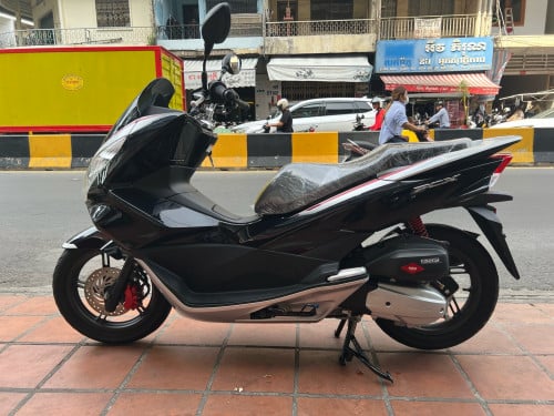 HONDA PCX សេរី2018
