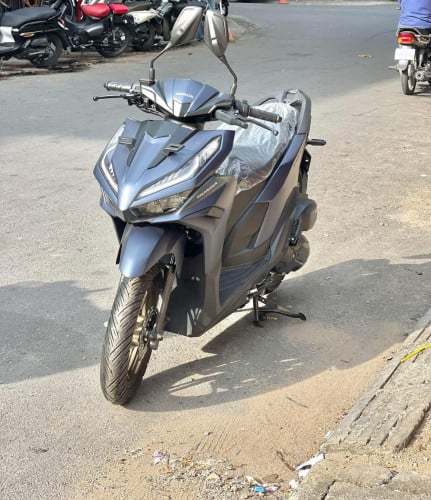 Honda Vario 2025ថ្មីចំពិតៗ មានពន្ធ មានពណ៌