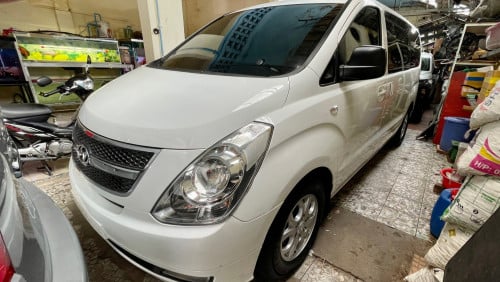 Hyundai Starex 2008 very new Urgent Sale!!!