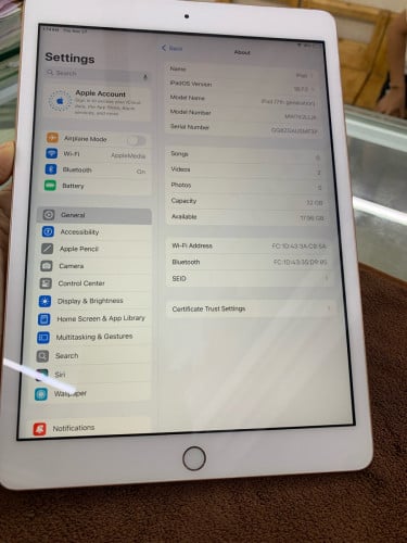 iPad 7th 32G = 95$ ( ស្គេន ) Wi-Fi