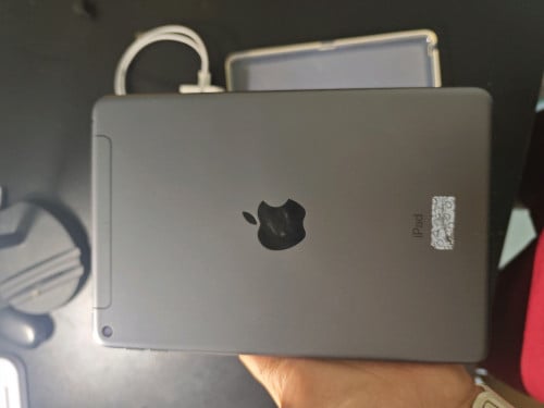 ipad mini 5 sim-wifi zin all bypass 256gb