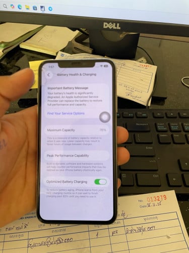 iPhone 11pro max មានស្កេន