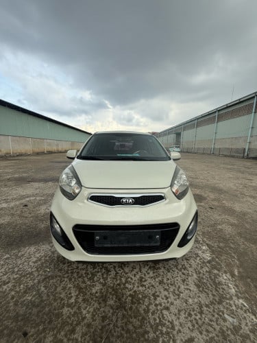 Kia morning 2013 smart key ធានាឡានស្អាត អត់បុកប៉ះ តំលៃ សមរម្យ