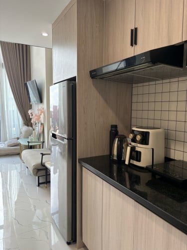 L Tower Loft Condo 271 17th Floor