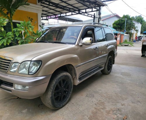 Lexus LX 470 2000 2Icc