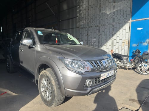 Mitsubishi Triton 2014