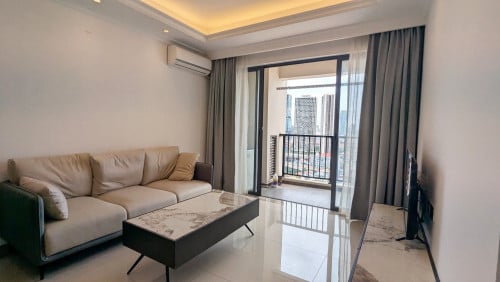 Modern Condo 2-Bedrooms for Rent at R&F City