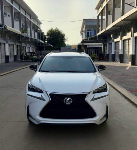 NX 200t 2016 f-spot ប៊ូតុង5 ប៉ុង2