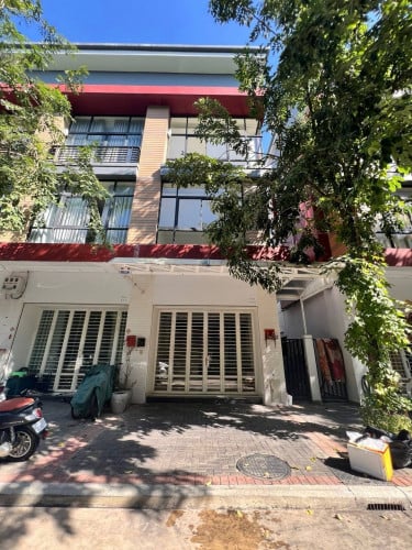 Shop House For Rent At Peng Hout Beoung Snor