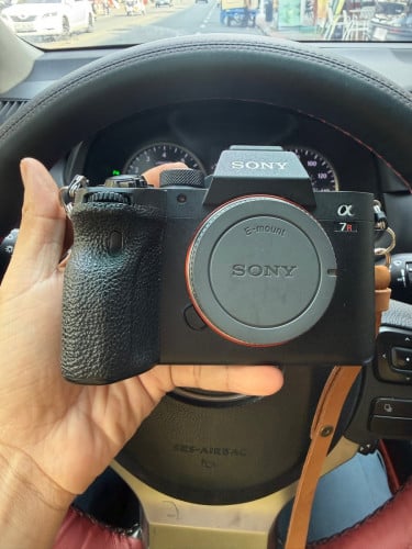 Sony A7R4