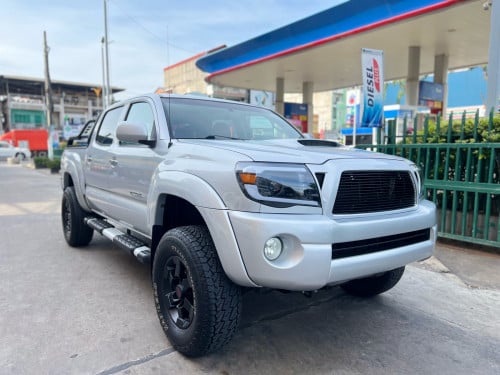 Tacoma 2010 ពណ៍ប្រាក់ Sport JBL full ពោង8