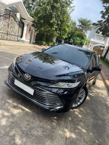 Toyota Camry 2020 ទើបតែប្រើបាន73700Km ទឹកថ្នាំស៊ីនមួយជុំ100%