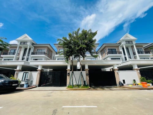 Twin A for sale at borey PHBS