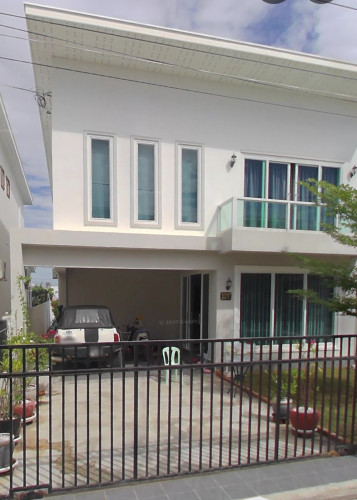 Villa For Rent 10 x 30 វីឡាសំរាប់ជួល 15 minutes from Airport