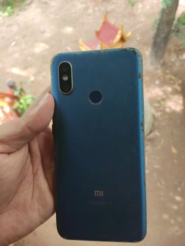 Xiaomi mi8 Ram8 128GB chip snapdragon 845 smooth ខូចអេក្រង់ម៉ាសុីសាណុំ