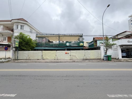 ហាងជួលបឹងកក់២