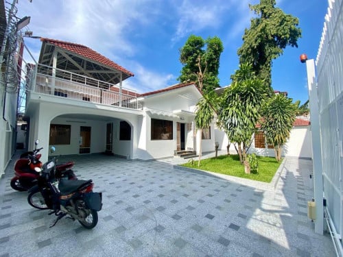 វីឡាសម្រាប់ជួលនៅ បឹងកេងកង