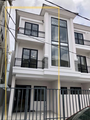 ផ្ទះជួលជិតផ្សារឈូកមាស ក្រាំងធ្នង់