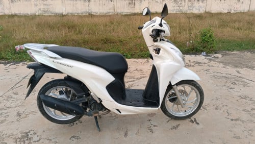 ម៉ូតូលក់