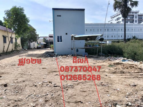 ដីលក់ម្តុំផ្សារឈូកមាស