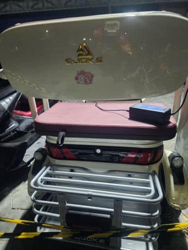 ម៉ូតូអគ្គិសនី