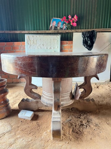 តុ គគីរ មុខ130cm កម្រាស់2តឹក