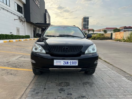 ស្រីម៉ៅកំពូលសម្រស់ RX330 ប៉ុង១ពាក់កណ្តាលហ្វូល