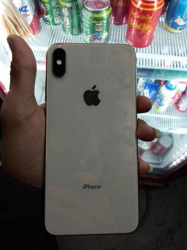 #លក់ហើយ 110$ ចរចារ iPhone Xsmax 64g សំណុំ នៅស្កេន អត់ជាប់អី ខូចអេក្រង់