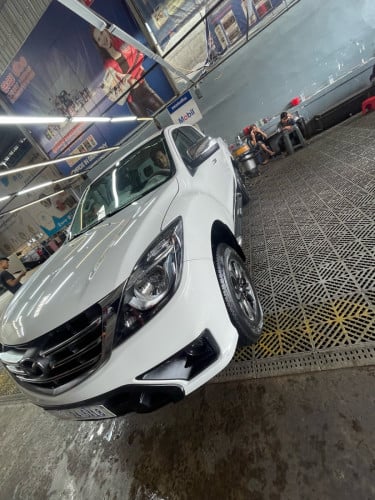 BT50 ឆ្នាំ 2020 ក្រុមហ៊ុន 2.2L បុង១ សោ២គ្រាប់ សុីនម៉ាជុំ ២មឺនគីឡូជាង