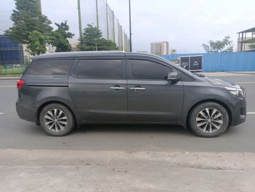 Car for rent with drivers by day or monthly