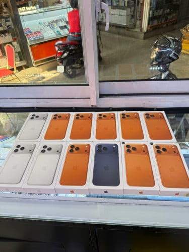 Iphone17promax 256G ZA new box 1350$